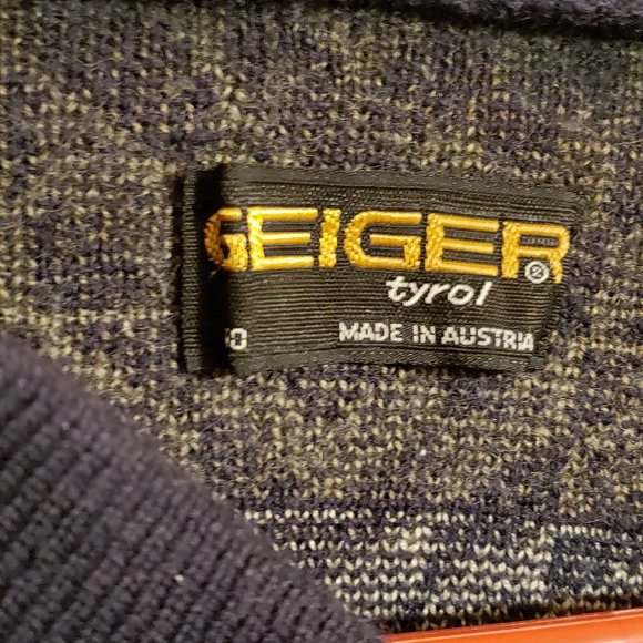 Authentic Geiger Sweater/Jacket, Blue, Tan, White & olive, 50 - Picture 3 of 12